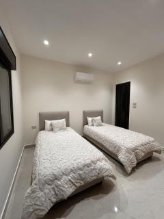 The Palm Garden Bungalow, Cozy & Peaceful - 1
