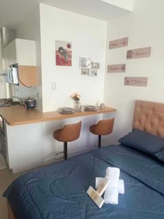 Em-kyu Loft - 0