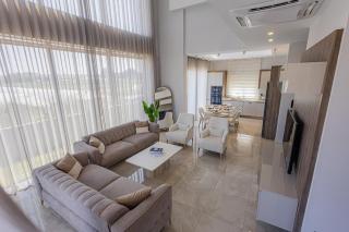 Villa for 8 People with a View of The Land of Legends - 4