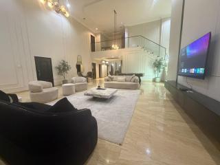 Max Entis 4-Bedroom Apartment Ikoyi - 5