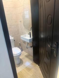 Max Entis 4-Bedroom Apartment Ikoyi - 2