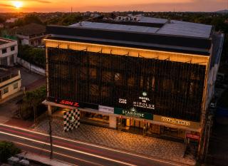 Hypolux Business Hotel - Near KSRTC Stand - 0
