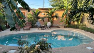 Villa mit Pool in Mbour - 9