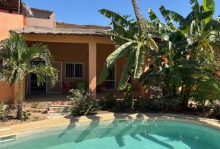 Villa mit Pool in Mbour - 0
