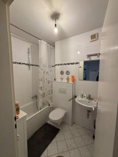 Amazing Oktoberfest Studio Apartment - 3