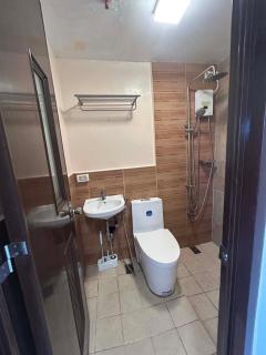 2 Bedroom Goshen Land unit - Burnham Park - SM Megatower - 9