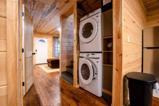 Buttercup - Cozy Retreat - Central - WiFi - 3