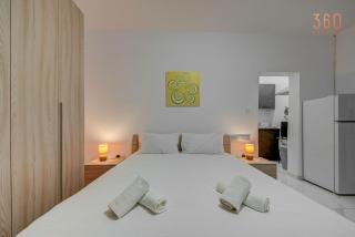 Fully equipped Studio in Msida with Wifi & AC by 360 Estates - 5