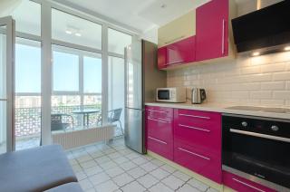 18-90b Kvartet, Vasyl Lypkivskyi 16b, Kyiv, railway station, metro nearby, stunning city view, Petrovdom Apartment - 5