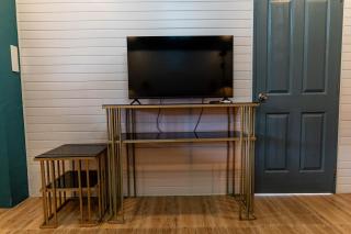 DELUXE ROOM - Good for 2 Pax - 7