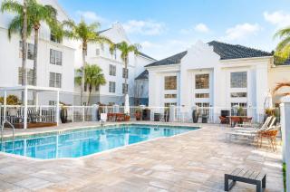 Montreal Suites Orlando - 9