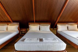 FAMILY ROOM 1 - Good for 12 Pax - 1