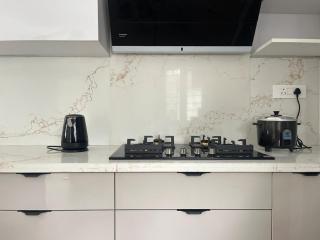 HYD - Lake Haus- AC 3BHK, 65' TV, Free Cleaning - 4