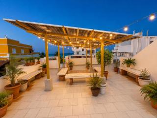 The Coastal Calm Sea-Breeze Terrace, 2nd floor 2BHK - 2