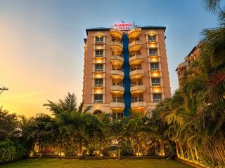 Wildberrys Suites - Complementary Breakfast - Executive Room with Living room - Swimming Pool - Restaurant - Free Parking - 0