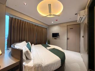 Hotel Luxe Rooms - 1