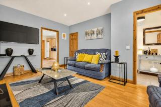 Hawthorns Holiday Home - 1