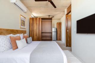 Urban Loft w Rooftop Pool in Donceles - 8