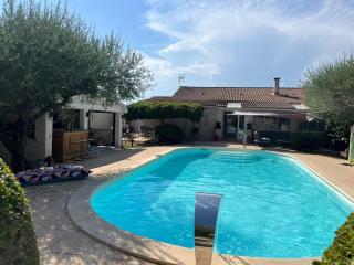 Maison individuelle avec piscine - 0