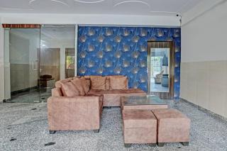 OYO 81581 Moonlight Hotel's - 5