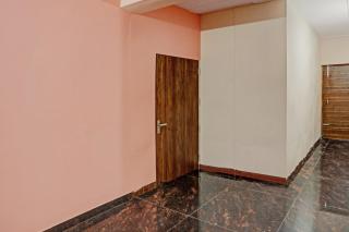 OYO 81581 Moonlight Hotel's - 0