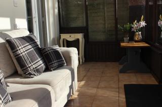 The Hampton Beautiful 3 Bedroom House with Conservatory & Garden - 5