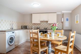 4 Bed in Kenilworth oc-p45549 - 8