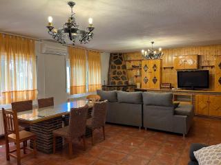 Casona en Piedralaves - La Coladilla - 0