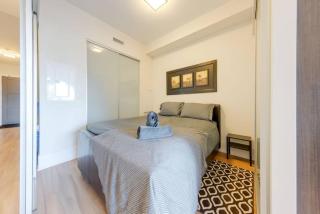 1 BR Furnished Condo with Balcony across CN Tower - 8