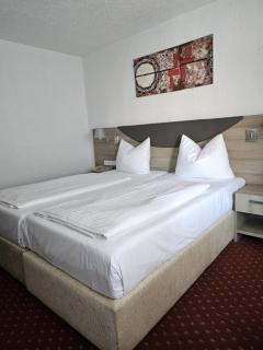 Airport Hotel Filder Post - 7