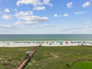 Beach Colony Towers #5A - 8
