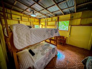 Casa Chilamate Alojamiento Completo Refugio Rustico con Senderos & Rio - 5