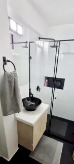 Modern studio, workspace, and full kitchen - 4