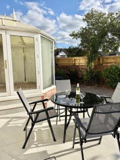 Blorenge View House-Modern Spacious 3-Bedroom - Private parking - 8