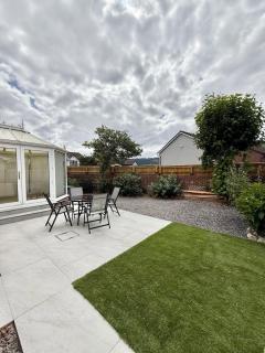 Blorenge View House-Modern Spacious 3-Bedroom - Private parking - 6