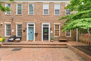 Barrister-Entire Townhouse-Historic Old Town Alexandria - 9