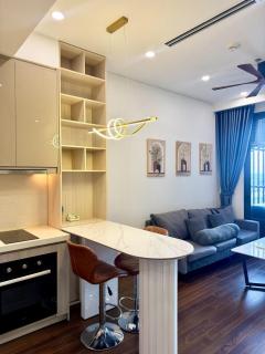 Hommit - Căn hộ 1 Phòng Ngủ View Bể Bơi, Máy Chiếu - Tòa Masteri A, Vinhomes Smart City - 0