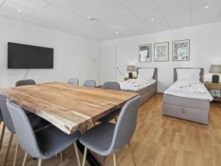 Staytime - Grand Suite I 3 Room I 7 Beds - 8