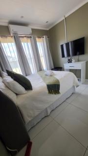 The Manor - 3