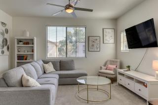 Relax Poolside, Explore South Mtn! Extended Escape - 5