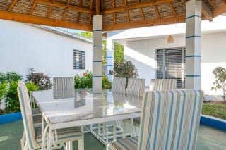 Mangrove Family Lodge - 0