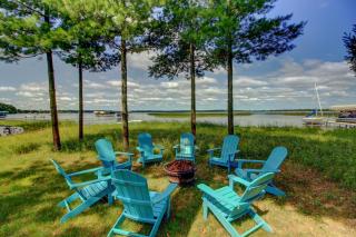 Sunset Beach on Round Lake - 9
