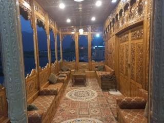 Royal Heritage Houseboats - 6
