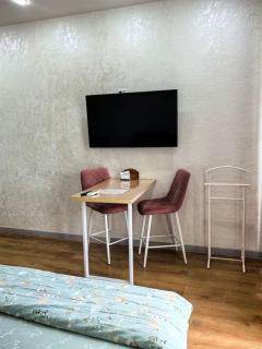 LUX Pink Apartments - 5