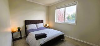 Cozy and Elegant 4BR Retreat, Entire House, King Bed, Airport, Ring Road, Games - 3