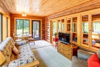 Serene Wilderness Acres Retreat on Bear Lake - 2