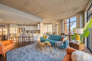 Flats DT Balcony Dog Park On-site Parking - 7