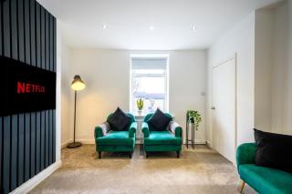 Comfortable 2 Bed Home in Batley - Sleeps 3 - 7