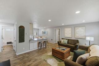 #StayInMyDistrict NorthBend Duplex - 7