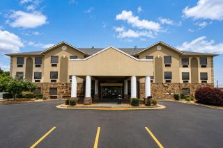 Quality Inn & Suites Malvern - 0